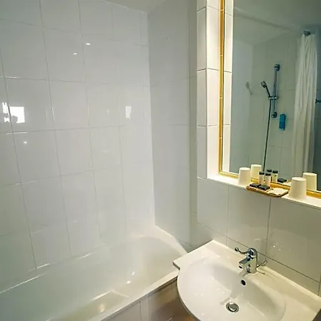 Hotel Timhotel Gare De Lyon 3*