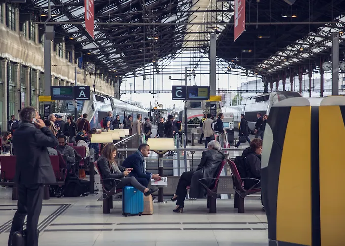 ティムホテル ガール ド リヨン ホテル