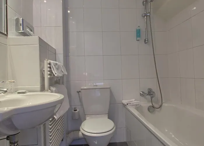 ティムホテル ガール ド リヨン 3*