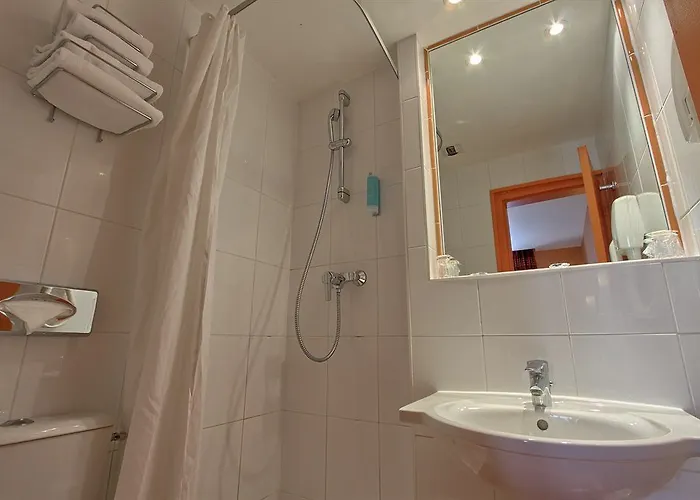 ホテル ティムホテル ガール ド リヨン 3*